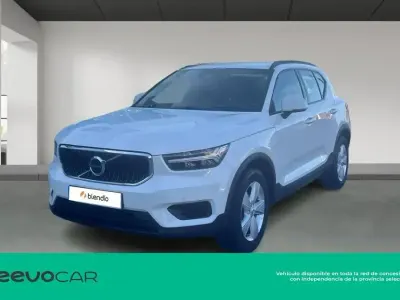 Usado Volvo XC40 R-Design 129 CV (94 kW) 2022 Blanco SUV
