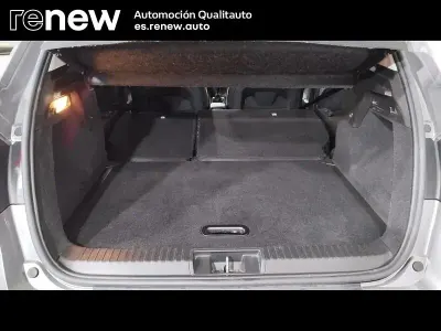 Usado Renault Captur Zen 100 CV (73 kW) 2021 Gris SUV