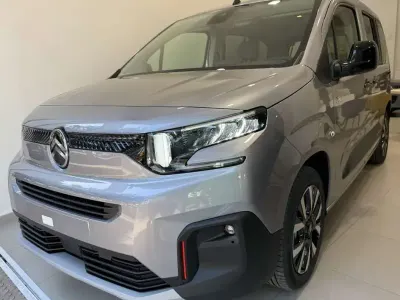Nuevo Citroën Berlingo 131 CV (96 kW) 2026 Gris Monovolumen