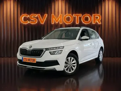 Usado Skoda Kamiq Ambition 95 CV (69 kW) 2023 Blanco SUV