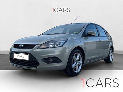 Gris Usado 2009 Ford Focus Trend Berlina | 8800 €