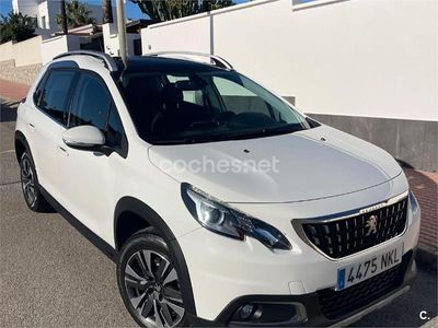 Usado Peugeot 2008 Allure 110 CV (80 kW) 2016 Blanco SUV