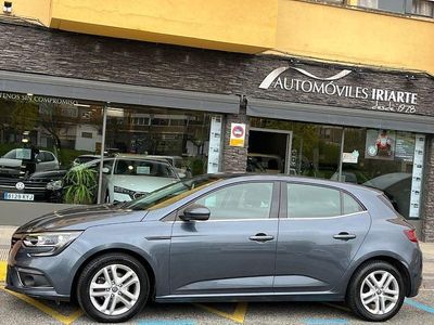 Usado Renault Mégane IV Business 115 CV (84 kW) 2021 Azul Berlina