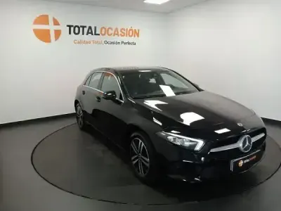 Usado Mercedes A250 218 CV (160 kW) 2022 Gris / plata Berlina