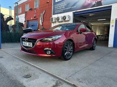 Usado Mazda 3 150 CV (110 kW) 2016 Rojo Berlina