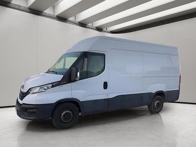 Usado Iveco Daily 156 CV (114 kW) 2023 Blanco Berlina