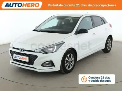 Usado Hyundai i20 84 CV (61 kW) 2020 Blanco Utilitario