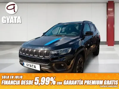 Usado Jeep Compass Trailhawk 240 CV (176 kW) 2022 Negro SUV