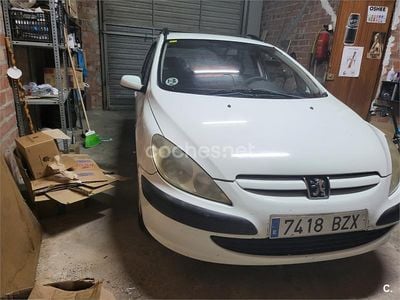 Blanco Usado 2002 Peugeot 307 Familiar | 790 € (Super precio)