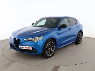 Usado Alfa Romeo Stelvio Veloce 210 CV (154 kW) 2022 Azul SUV