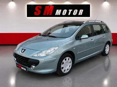 Usado Peugeot 307 110 CV (80 kW) 2006 Verde Familiar