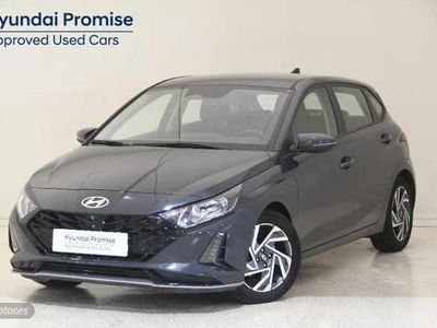 Gris Usado 2024 Hyundai i20 | 18.490 € (Un poco caro)