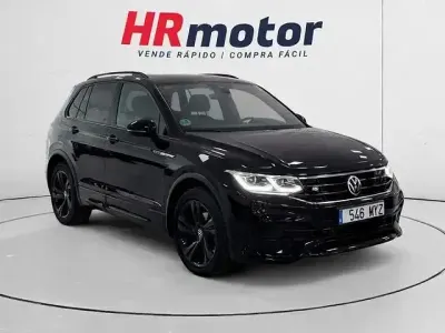 Usado VW Tiguan R-line 150 CV (110 kW) 2021 Negro SUV