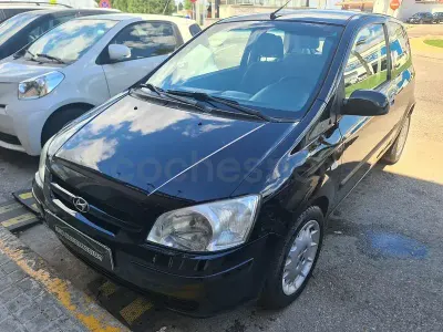 Usado Hyundai Getz 85 CV (62 kW) 2004 Negro Utilitario