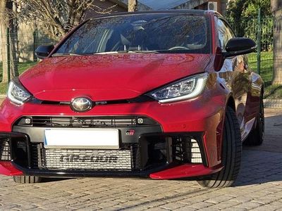 Nowe Toyota Yaris 280 KM (205 kW) 2025 Czerwony Hatchback