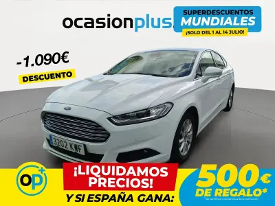 Usado Ford Mondeo Trend 150 CV (110 kW) 2019 Negro Berlina