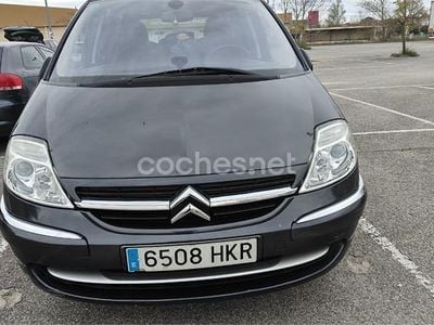 Citroën C8