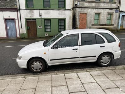 Usado Nissan Almera 75 CV (55 kW) 1995 Blanco Berlina