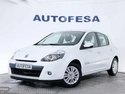 Blanco Usado 2012 Renault Clio IV Dynamique | 7250 € (Super precio)
