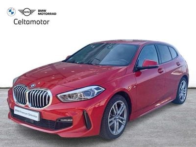 Usado BMW 118 Comfort Edition 150 CV (110 kW) 2024 Rojo Utilitario