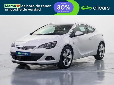 Usado Opel Astra GTC Sportive 140 CV (102 kW) 2014 Blanco Utilitario