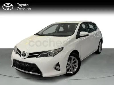 Brugt Toyota Auris Active 132 HK (97 kW) 2014 Hvid Sedan