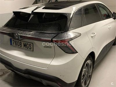 Eléctrico Usado 2023 MG MG4 EV Luxury Utilitario | 19.900 €