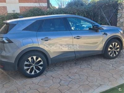 Usado Renault Symbioz Evolution 140 CV (102 kW) 2025 Gris / plata SUV