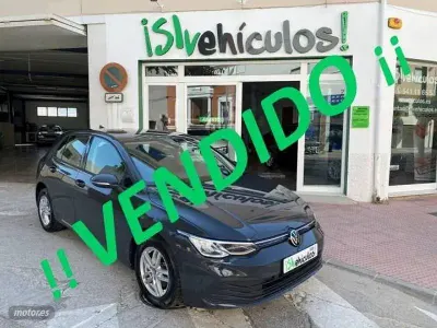 Usado VW Golf VII Life 116 CV (85 kW) 2021 Gris Utilitario