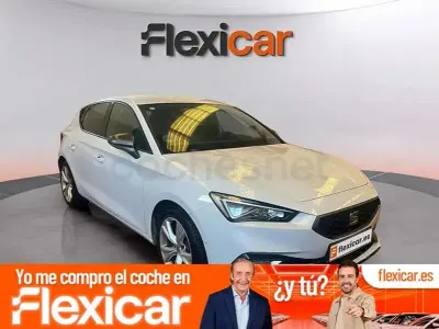 Usado Seat Leon FR 110 CV (80 kW) 2024 Blanco Berlina