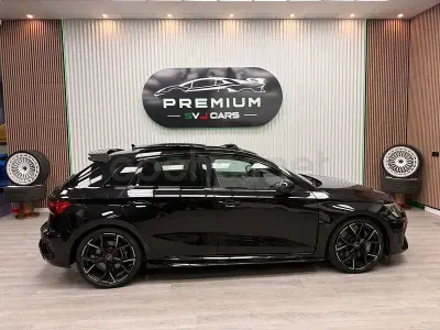 Usado Audi RS3 Exclusive 400 CV (294 kW) 2022 Negro Berlina
