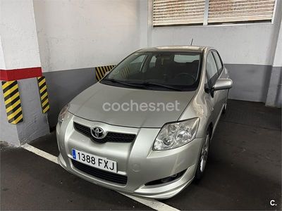Usado Toyota Auris Sport 177 CV (130 kW) 2007 Gris / plata Berlina