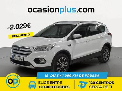 Usado Ford Kuga Trend 120 CV (88 kW) 2017 Blanco SUV