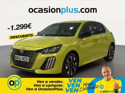 Usado Peugeot 208 Allure 102 CV (75 kW) 2025 Amarillo Utilitario