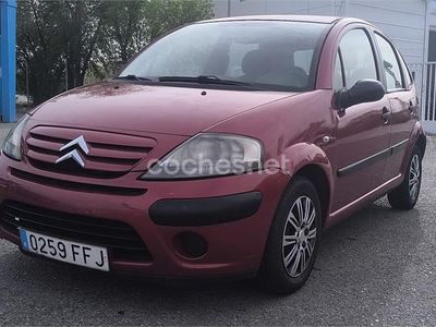 Usado Citroën C3 70 CV (51 kW) 2006 Granate Berlina