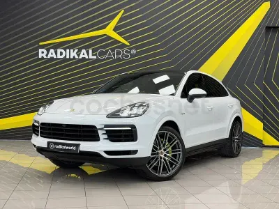 Usado Porsche Cayenne 462 CV (339 kW) 2021 Blanco SUV