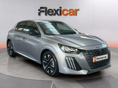 Usado Peugeot 208 Allure 101 CV (74 kW) 2025 Gris Utilitario