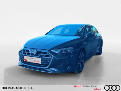 Usado Audi A3 S-Line 204 CV (150 kW) 2025 Gris / plata Berlina