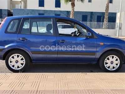 Azul Usado 2006 Ford Fusion Trend Berlina | 2000 € (Buen precio)
