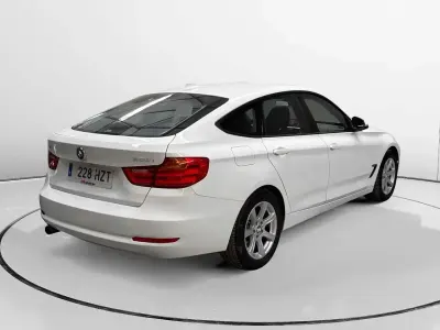 Usado BMW 320 184 HP (135 kW) 2014 Branco Sedan