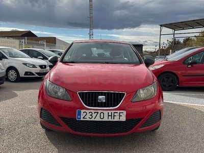 Usado Seat Ibiza Style 105 CV (77 kW) 2012 Rojo Berlina