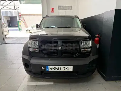 Usado Dodge Nitro SXT 177 CV (130 kW) 2007 Negro SUV