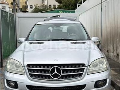 Usado Mercedes ML500 306 CV (225 kW) 2007 Gris / plata SUV
