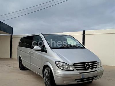 Usado Mercedes Viano 150 CV (110 kW) 2004 Gris / plata Monovolumen