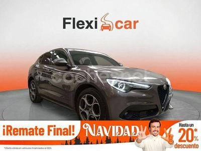 Gris / plata Usado 2022 Alfa Romeo Stelvio Sprint SUV | 32.480 € (Precio justo)