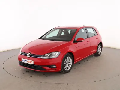 Usado VW Golf VII Edition 130 CV (95 kW) 2020 Rojo Utilitario