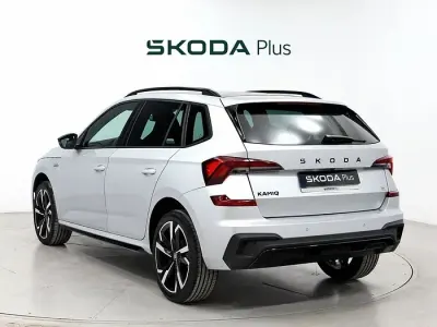 Usado Skoda Kamiq Monte Carlo 115 CV (84 kW) 2025 Gris plata SUV