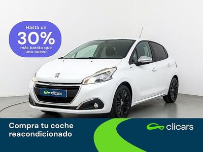 Usado Peugeot 208 Style 82 CV (60 kW) 2017 Blanco Utilitario