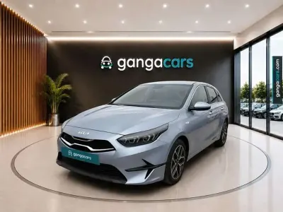 Usado Kia Ceed 101 CV (74 kW) 2023 Plateado Utilitario