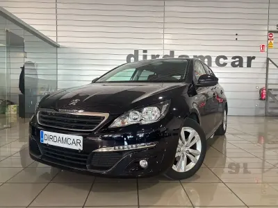 Usado Peugeot 308 Active 100 CV (73 kW) 2016 Azul Berlina